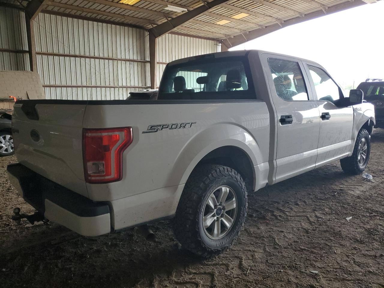 Obraz 3 z 2015 FORD F150 SUPERCREW 2015 z VIN 1FTEW1C81FKE72748