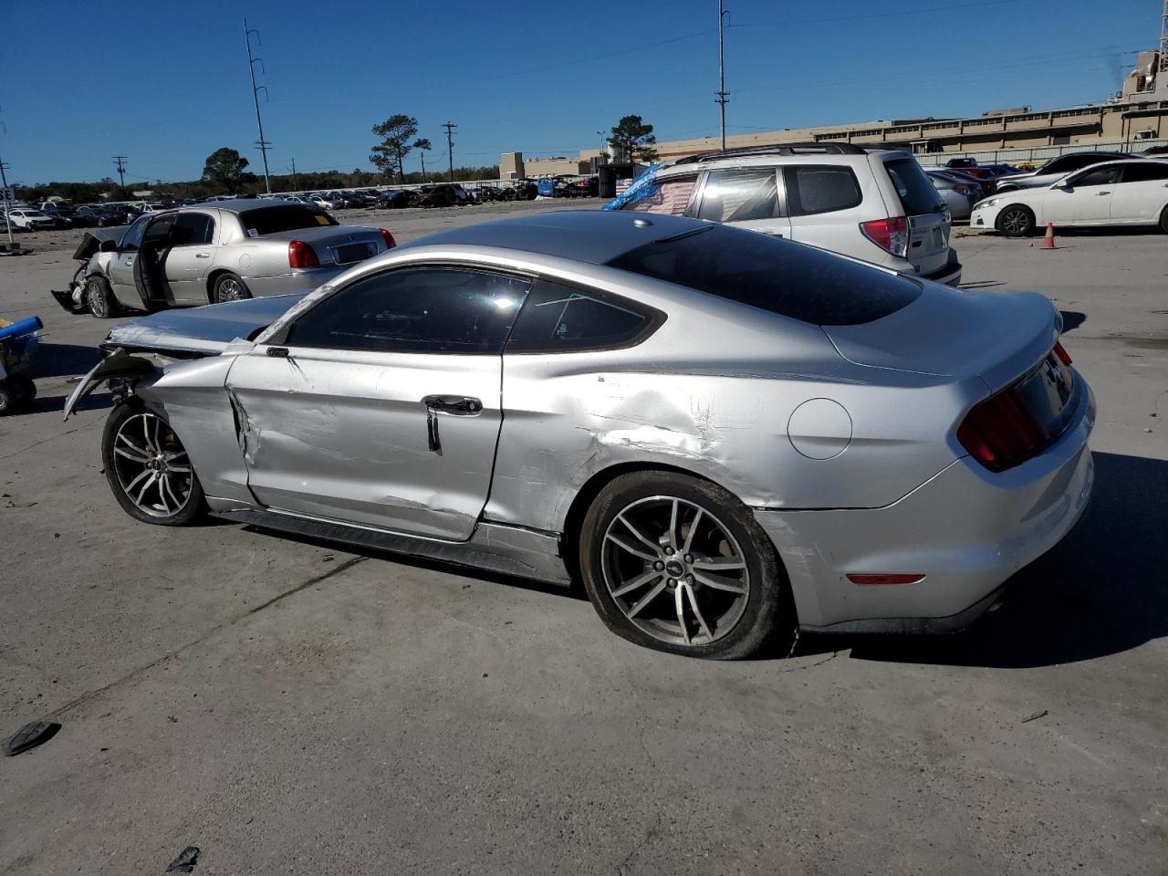 Image 2 of 2016 FORD MUSTANG  2016 with VIN 1FA6P8TH2G5271358