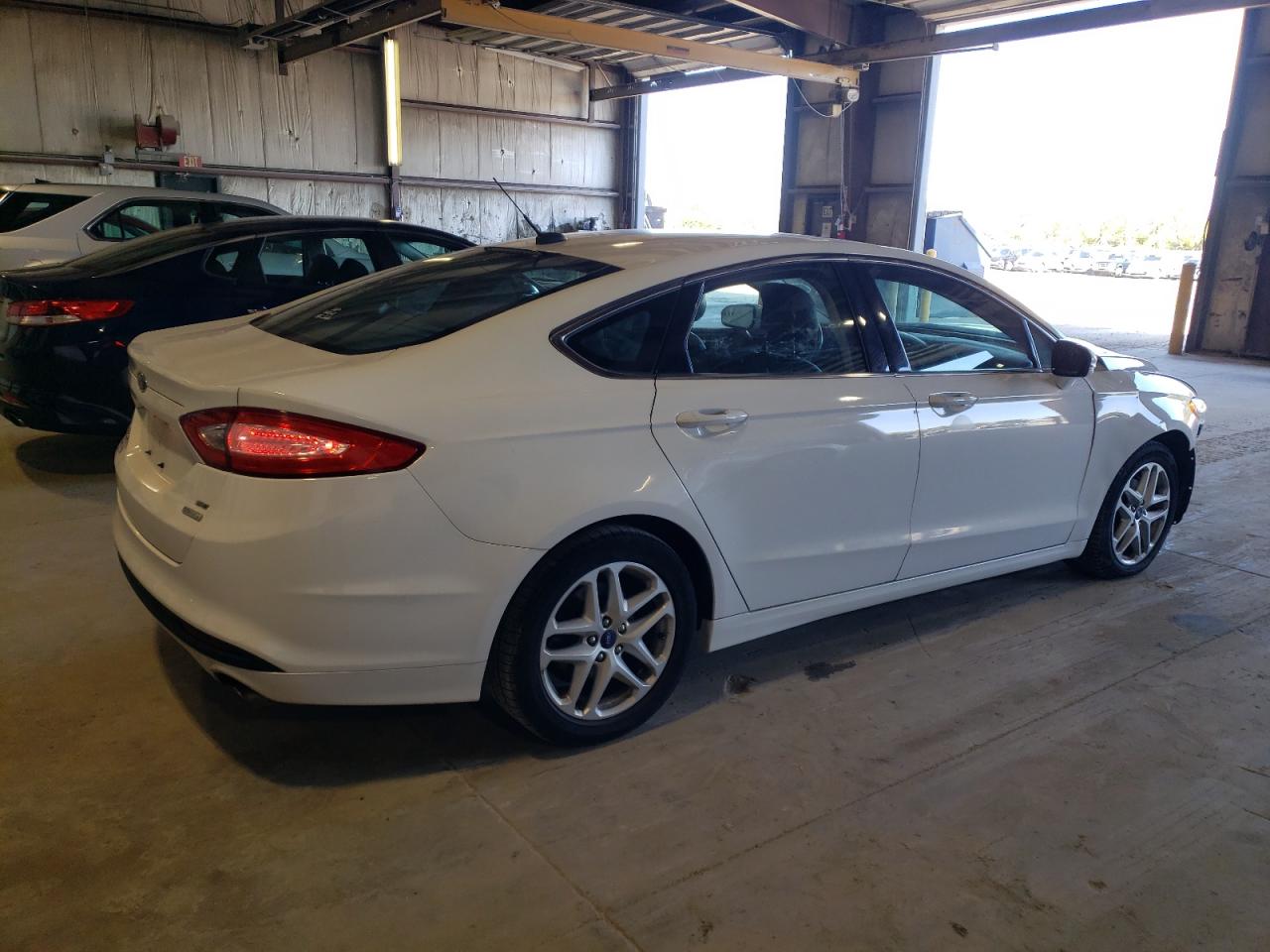Image 3 of 2014 FORD FUSION SE 2014 with VIN 3FA6P0HD7ER126950