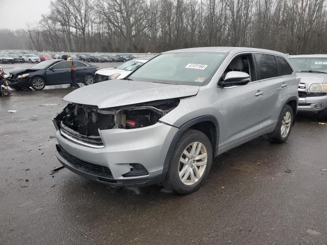 Image 1 of 2015 TOYOTA HIGHLANDER LE 2015 with VIN 5TDBKRFH0FS190814