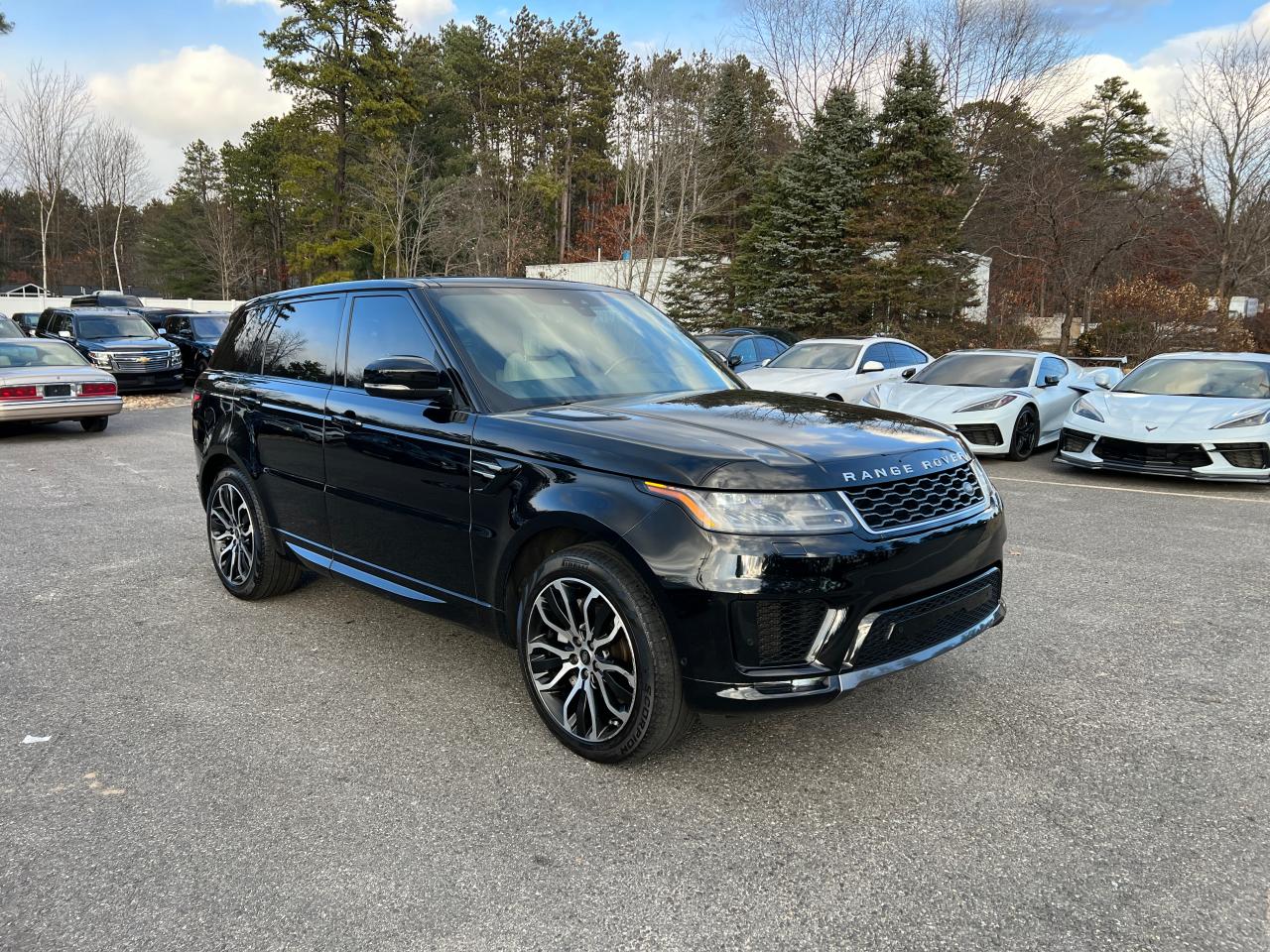 Image 2 of 2019 LAND ROVER RANGE ROVER SPORT HSE 2019 with VIN SALWR2RU2KA860795