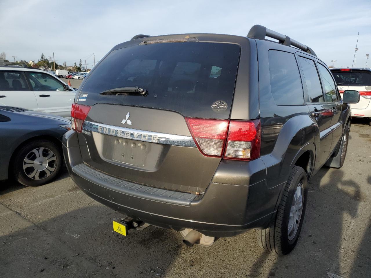 Obraz 3 z 2011 MITSUBISHI ENDEAVOR LS 2011 z VIN 4A4JN2AS0BE035928