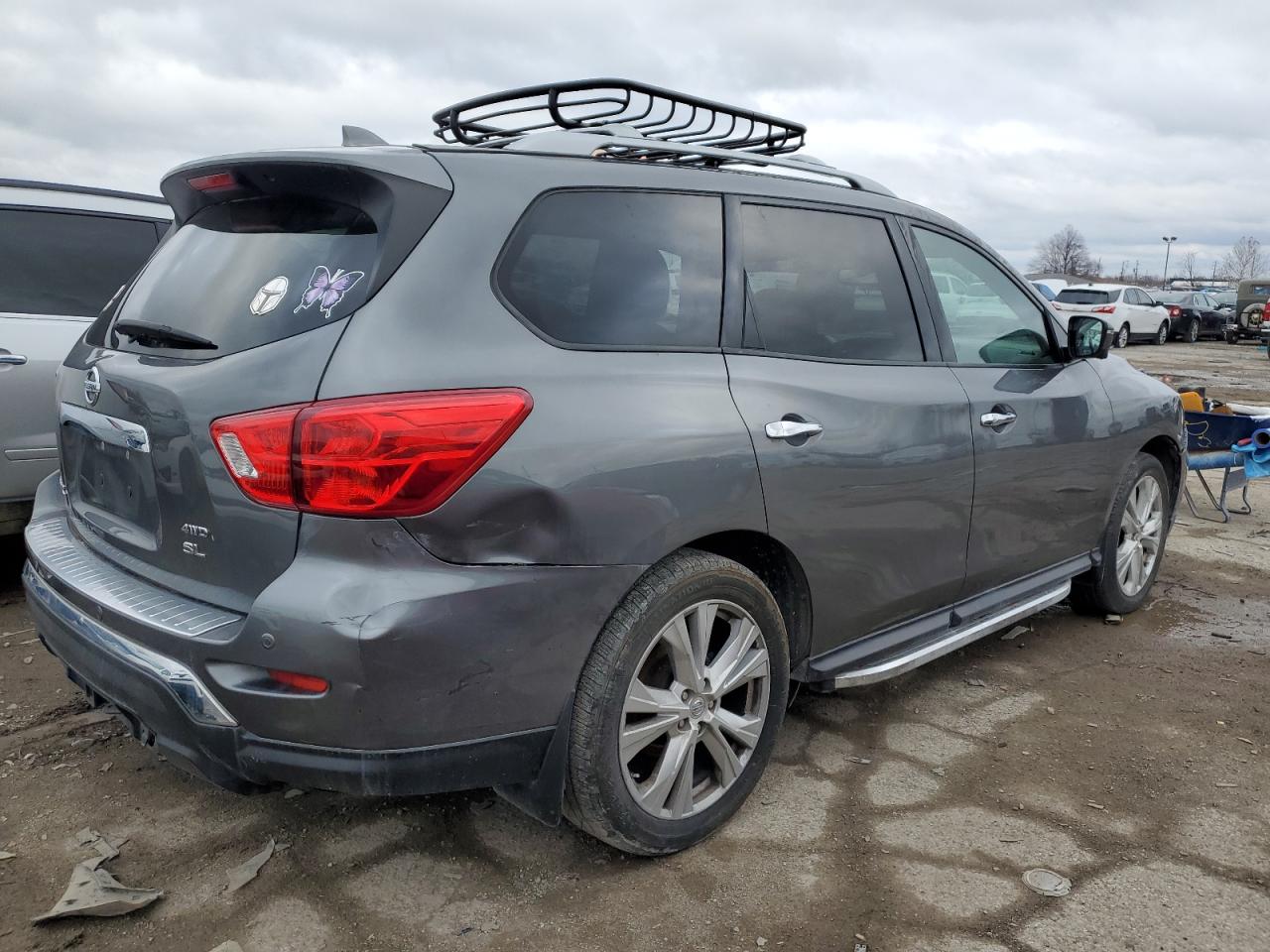 Image 3 of 2019 NISSAN PATHFINDER S 2019 with VIN 5N1DR2MM3KC583631