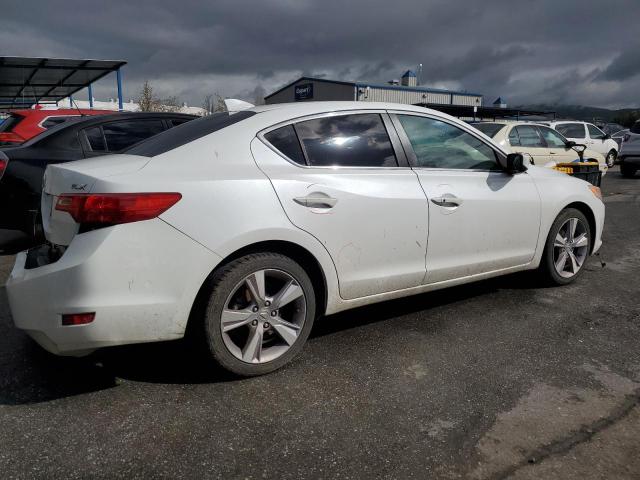 Image 3 of 2013 ACURA ILX 20 TECH 2013 with VIN 19VDE1F7XDE016256