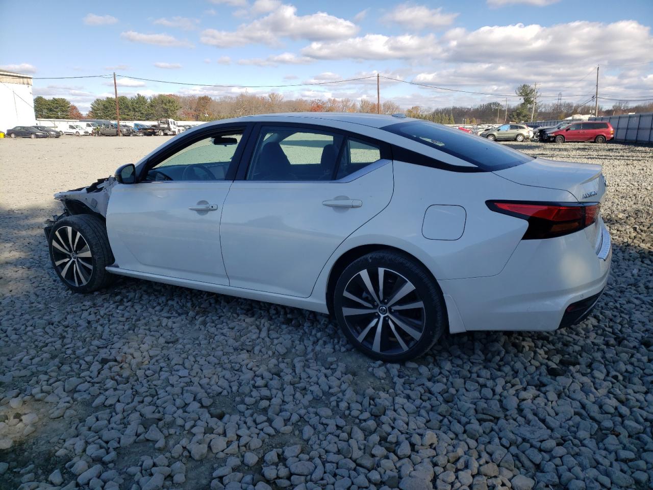 Image 2 of 2021 NISSAN ALTIMA SR 2021 with VIN 1N4BL4CW6MN353879