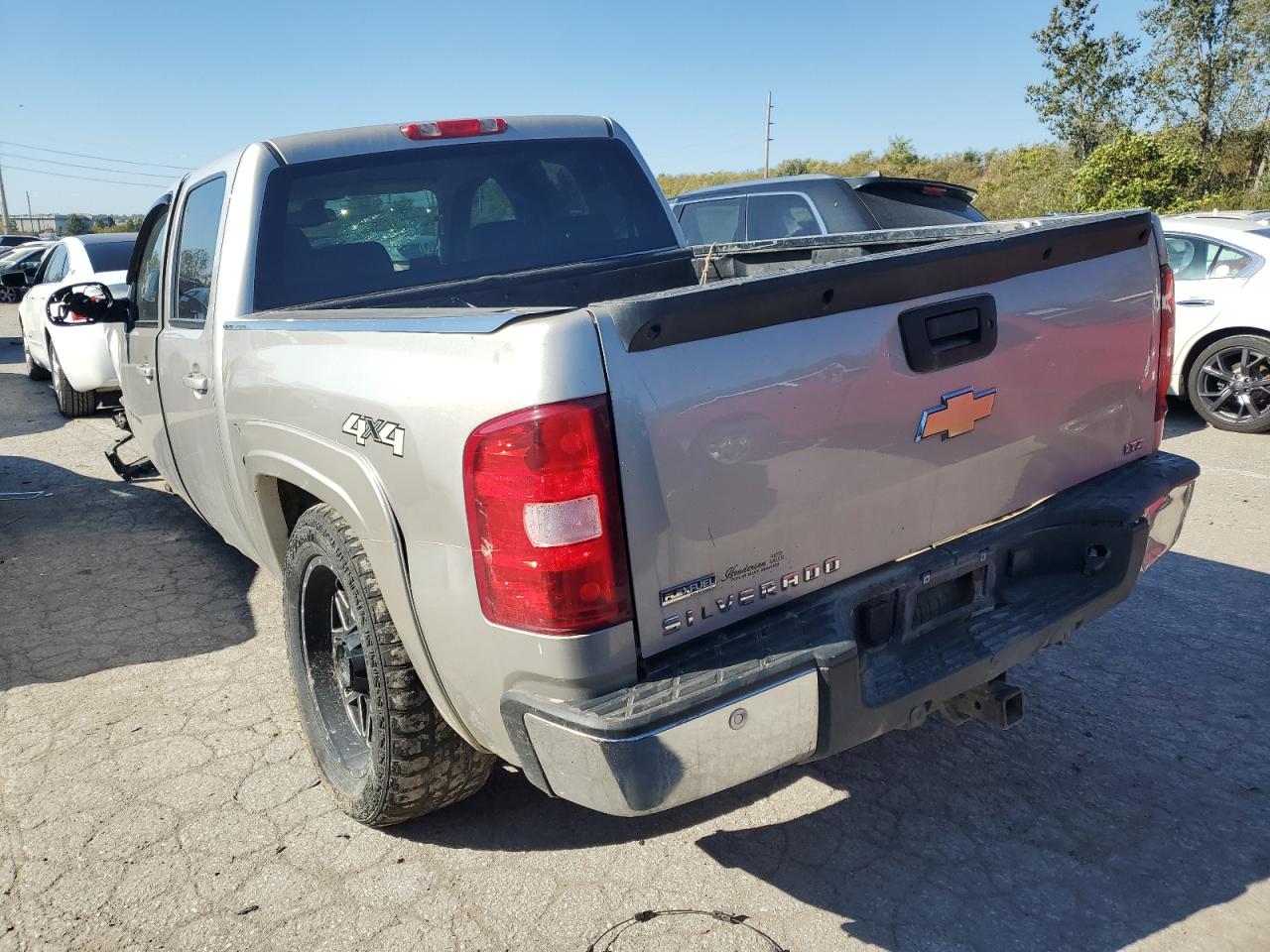 Image 2 of 2009 CHEVROLET SILVERADO K1500 LTZ 2009 with VIN 3GCEK333X9G129945