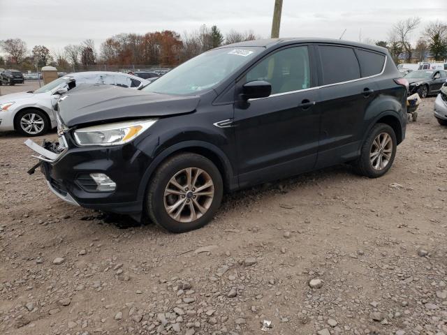 Obraz 1 z 2017 FORD ESCAPE SE 2017 z VIN 1FMCU0GD2HUE56673