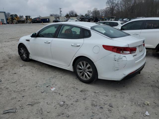 Obraz 2 z 2017 KIA OPTIMA LX 2017 z VIN 5XXGT4L32HG154643
