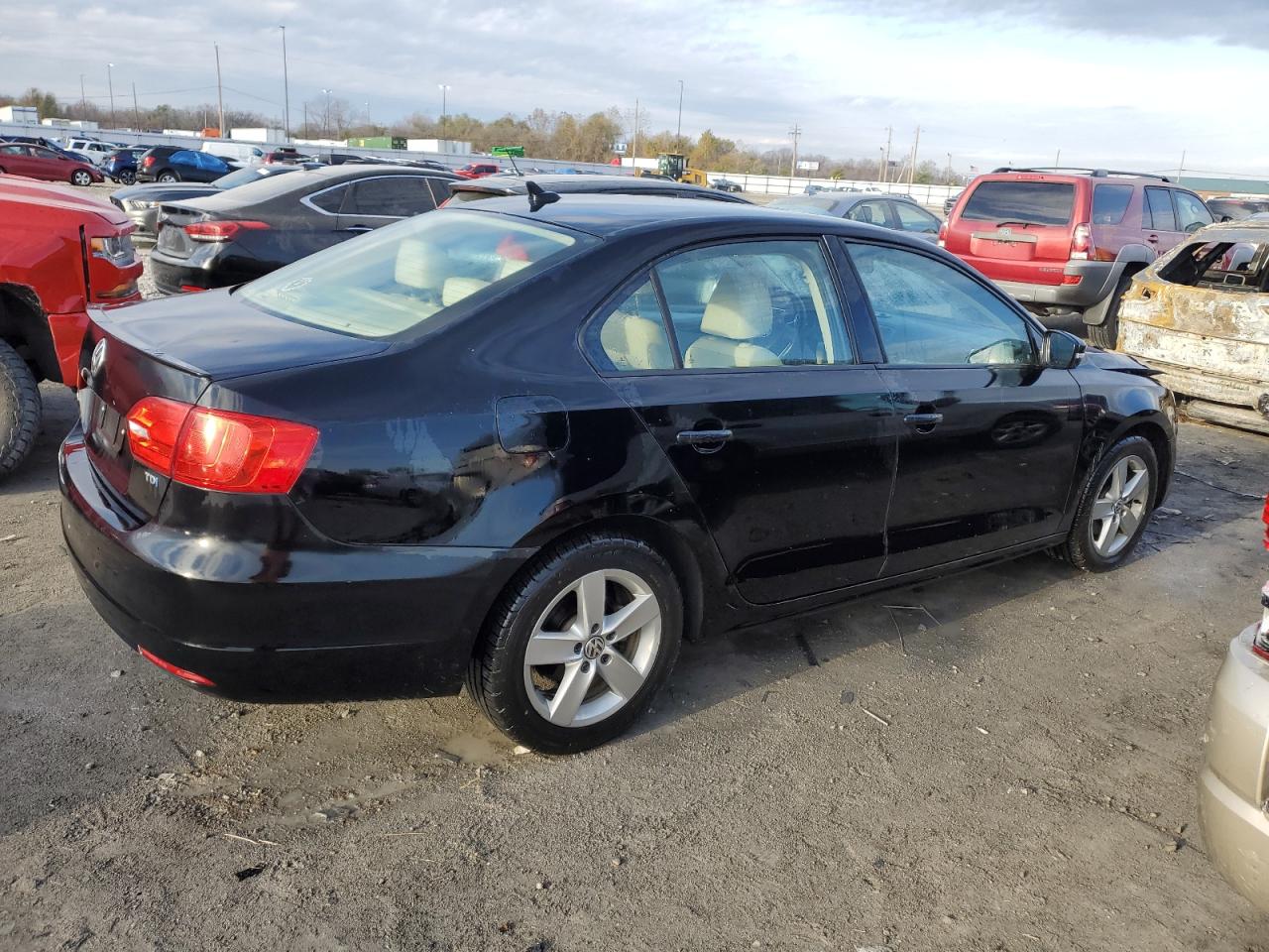 Image 3 of 2012 VOLKSWAGEN JETTA TDI 2012 with VIN 3VWLL7AJ7CM427095