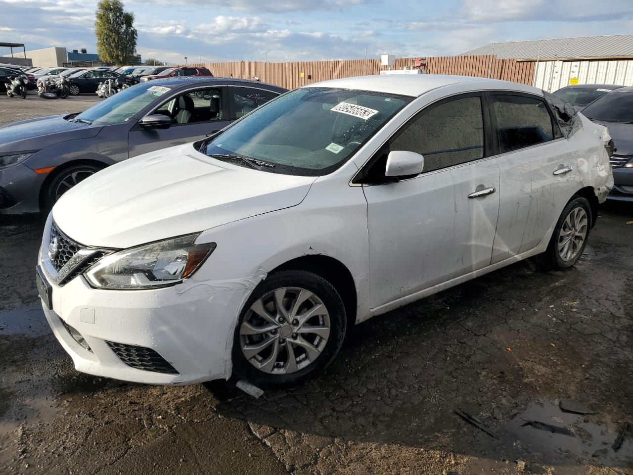 Obraz 1 z 2018 NISSAN SENTRA S 2018 z VIN 3N1AB7AP2JY255889