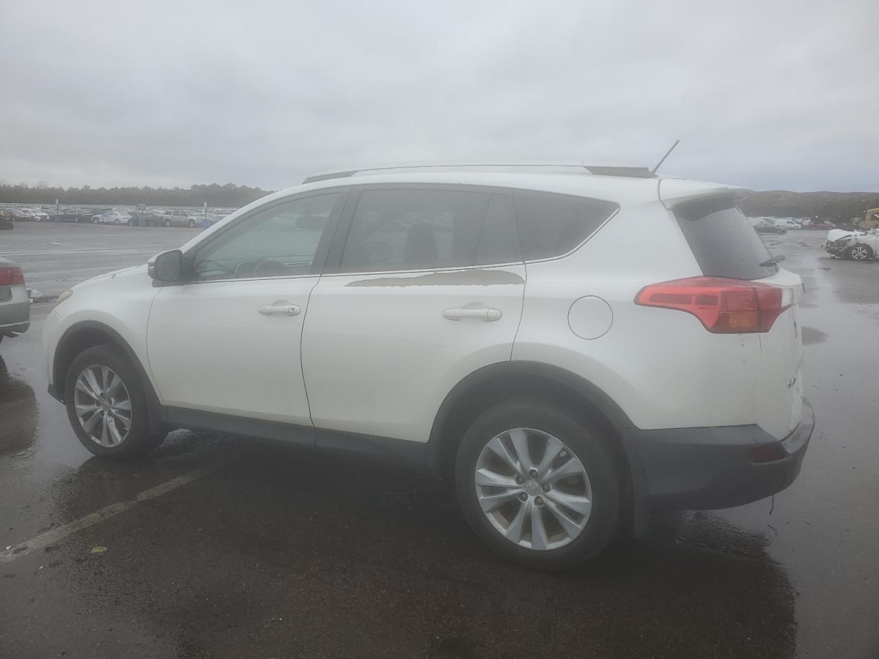 Изображение 2 2013 TOYOTA RAV4 LIMITED 2013 с VIN 2T3DFREV6DW097859
