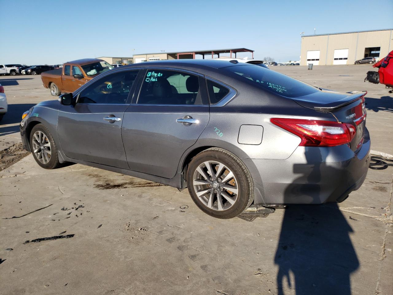 Obraz 2 z 2016 NISSAN ALTIMA 2.5 2016 z VIN 1N4AL3AP4GC246220