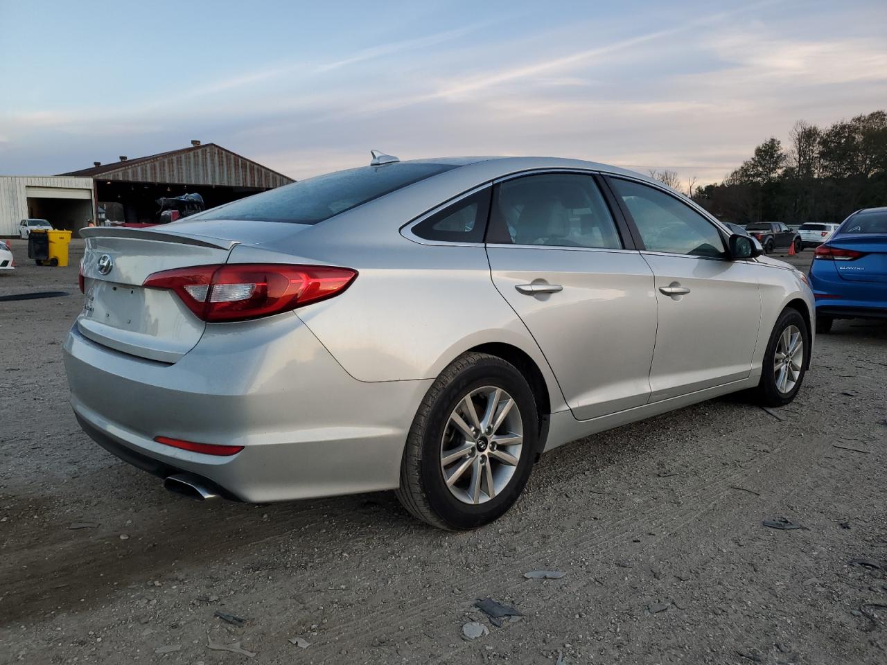 Obraz 3 z 2017 HYUNDAI SONATA SE 2017 z VIN 5NPE24AF0HH486530