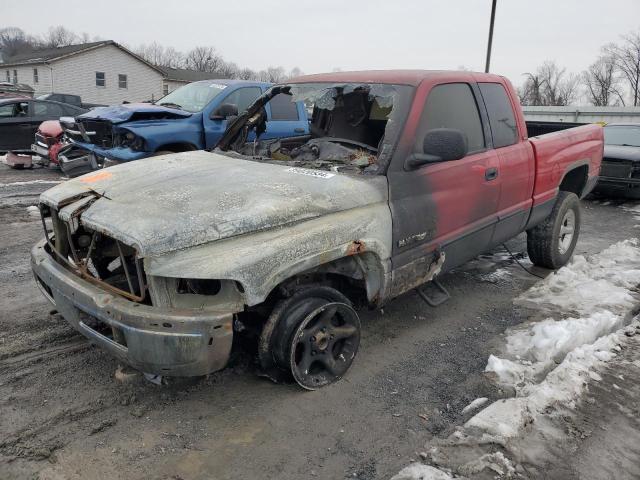 Image 2 of 2001 DODGE RAM 1500  2001 with VIN 3B7HF13Z71G789178