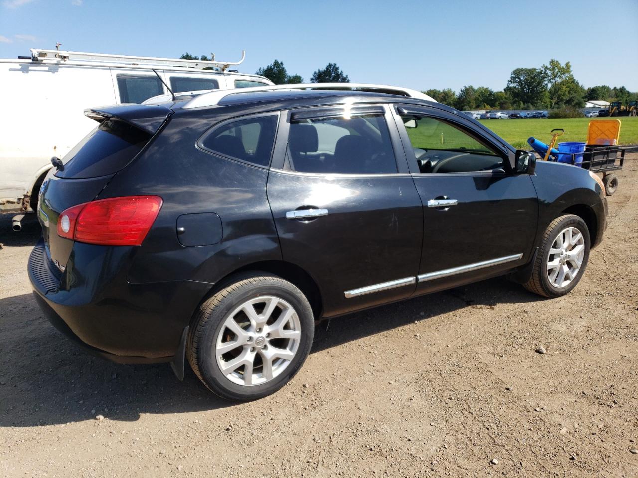 Image 3 of 2012 NISSAN ROGUE S 2012 with VIN JN8AS5MV3CW364131