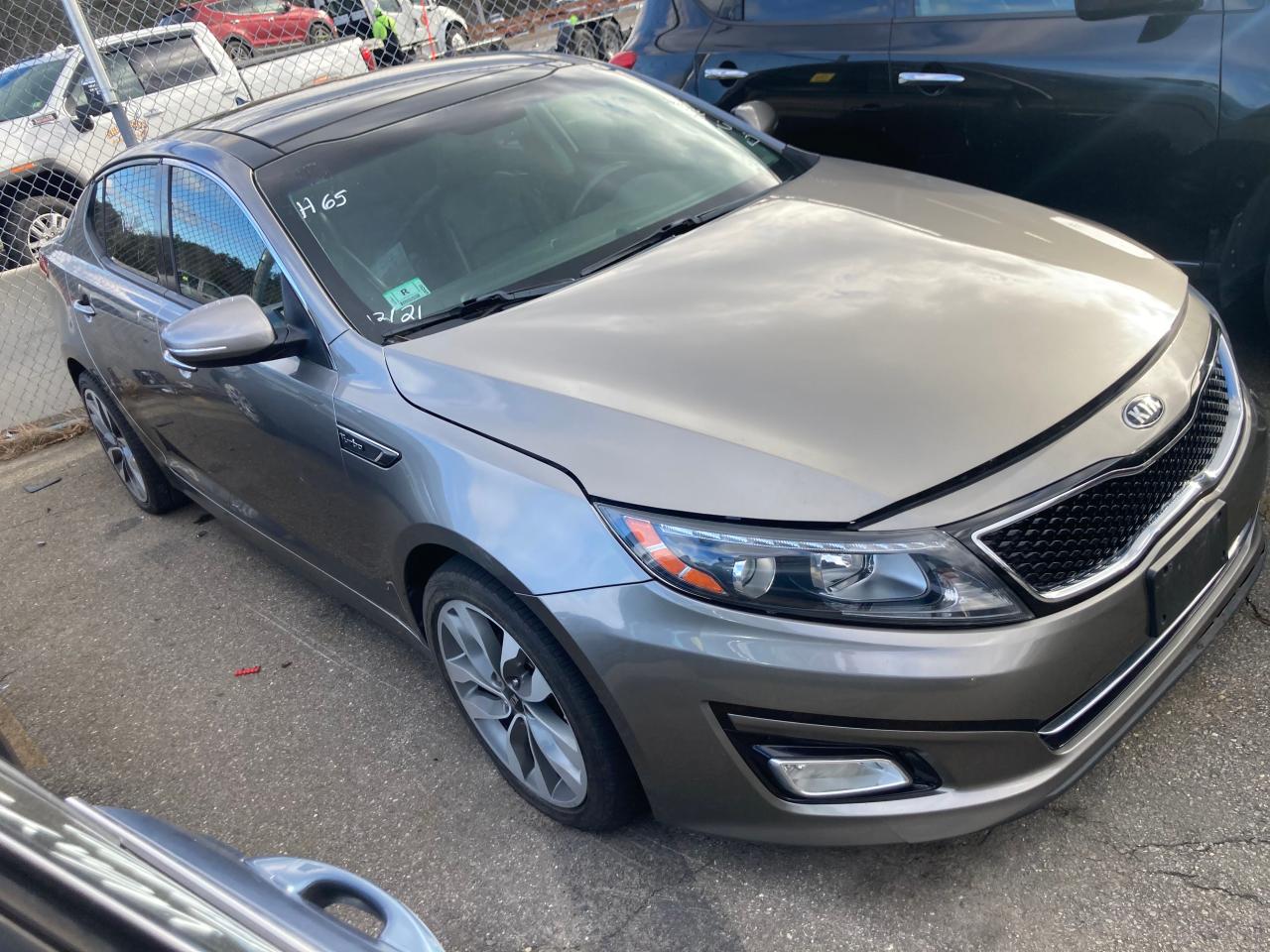 Obraz 1 z 2015 KIA OPTIMA SX 2015 z VIN 5XXGR4A63FG358280