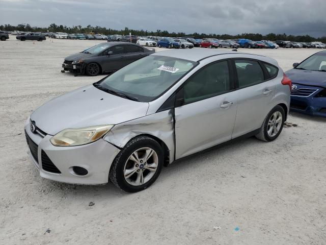 Image 1 of 2013 FORD FOCUS SE 2013 with VIN 1FADP3K28DL275431