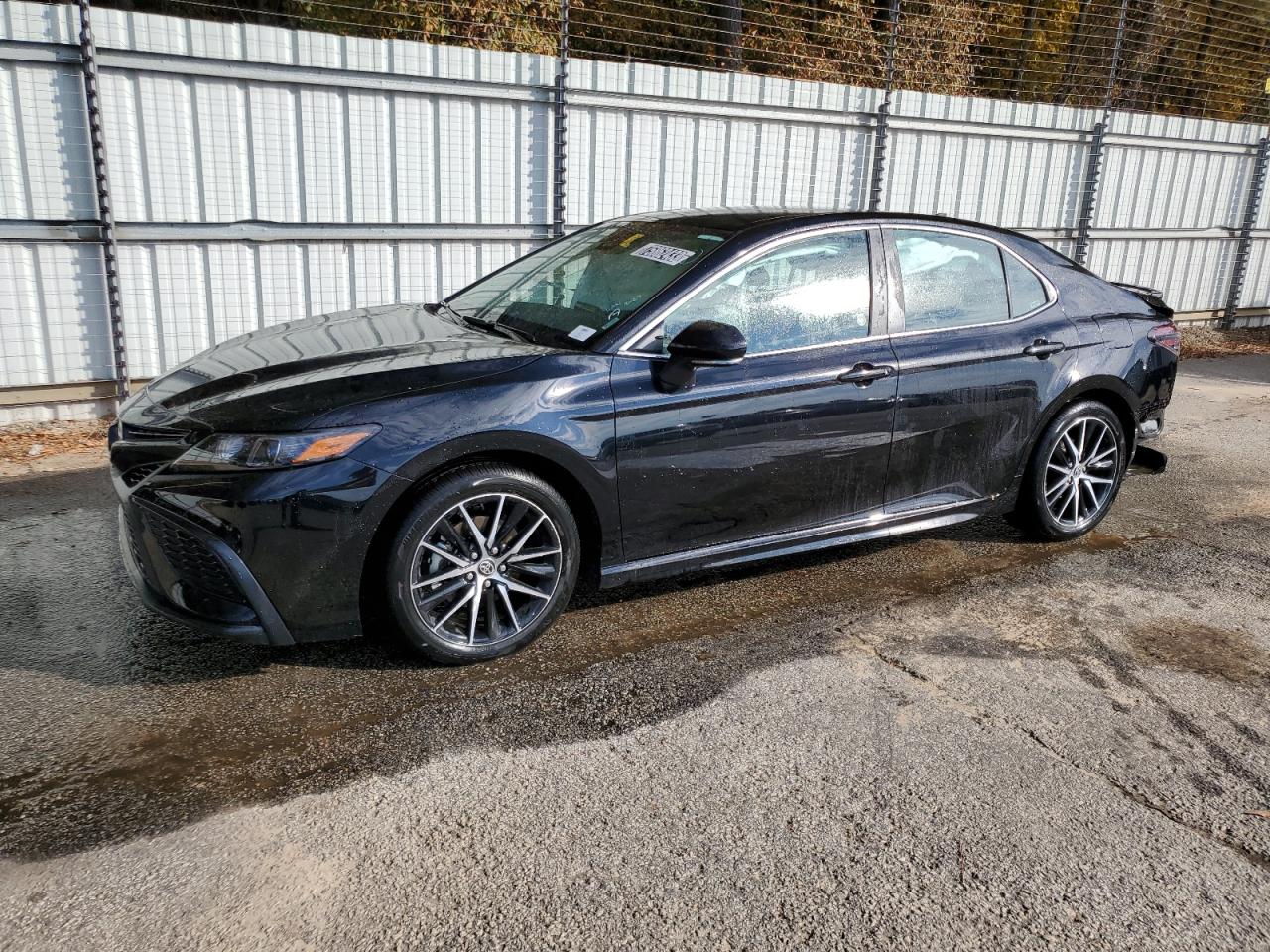 Image 1 of 2023 TOYOTA CAMRY SE NIGHT SHADE 2023 with VIN 4T1G11AK1PU836111