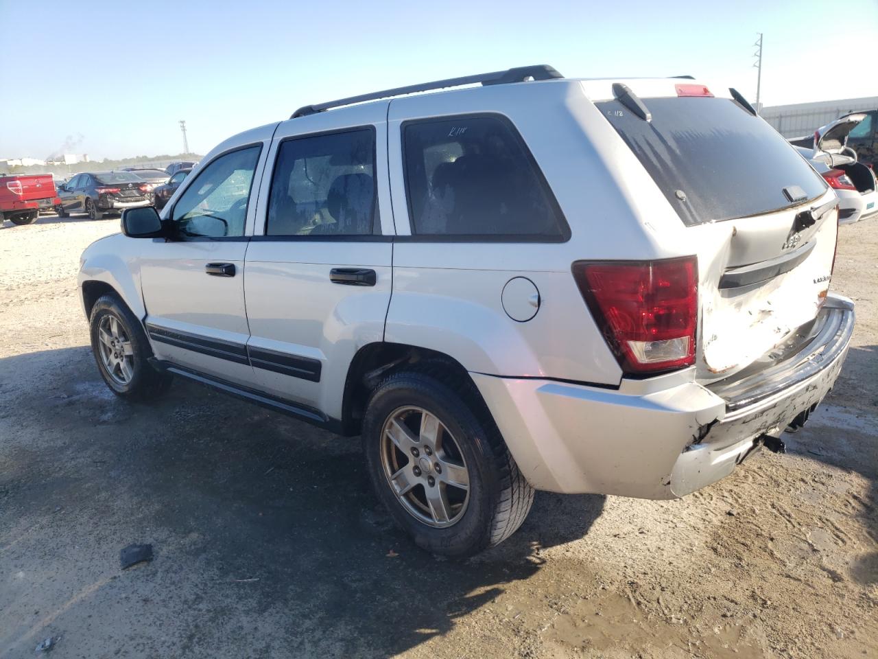 Изображение 2 2005 JEEP GRAND CHEROKEE LAREDO 2005 с VIN 1J4HR48NX5C662152