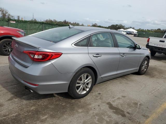 Obraz 3 z 2016 HYUNDAI SONATA SE 2016 z VIN 5NPE24AF9GH318139