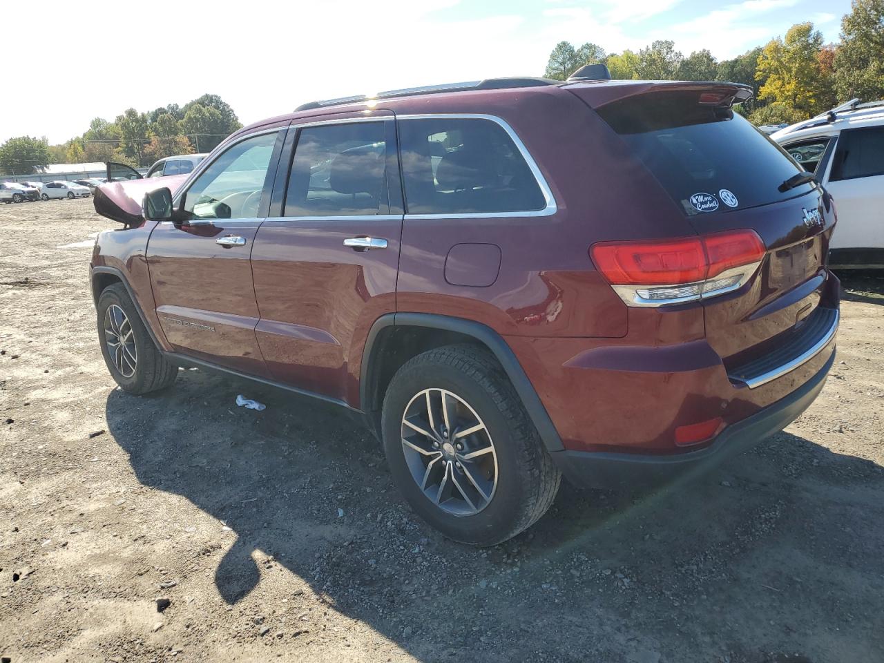 Image 2 of 2017 JEEP GRAND CHEROKEE LIMITED 2017 with VIN 1C4RJEBG3HC790500