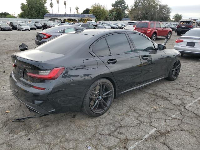Obraz 3 z 2022 BMW M340I  2022 z VIN 3MW5U7J03N8C57679