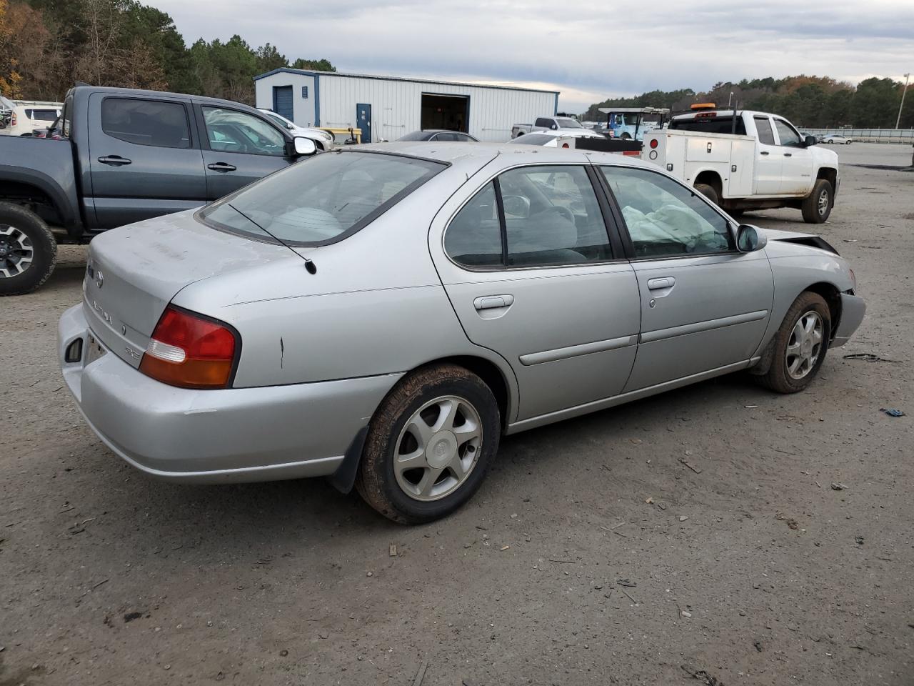Изображение 3 1998 NISSAN ALTIMA XE 1998 с VIN 1N4DL01D9WC242602