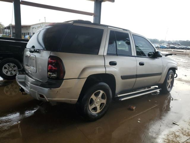 Obraz 3 z 2005 CHEVROLET TRAILBLAZER LS 2005 z VIN 1GNDT13S652290405
