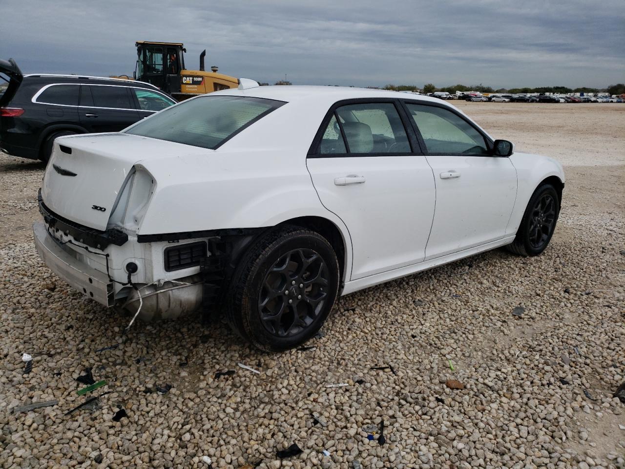 Obraz 3 z 2022 CHRYSLER 300 TOURING L 2022 z VIN 2C3CCASGXNH236943