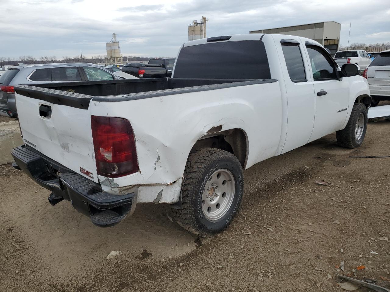 Image 3 of 2008 GMC SIERRA C1500 2008 with VIN 1GTEC19CX8Z199372