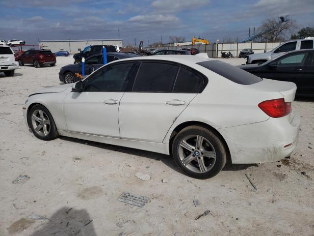 Obraz 2 z 2015 BMW 3 SERIES 320 I 2015 z VIN WBA3B1C50FK141598
