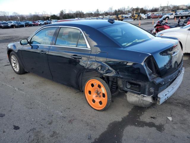 Obraz 2 z 2018 CHRYSLER 300 TOURING 2018 z VIN 2C3CCAAG3JH137294
