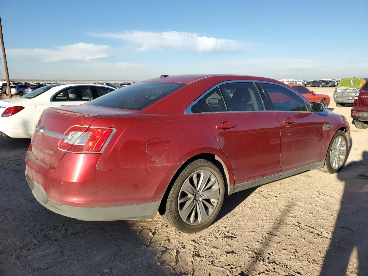 Image 3 of 2011 FORD TAURUS LIMITED 2011 with VIN 1FAHP2FW4BG137304