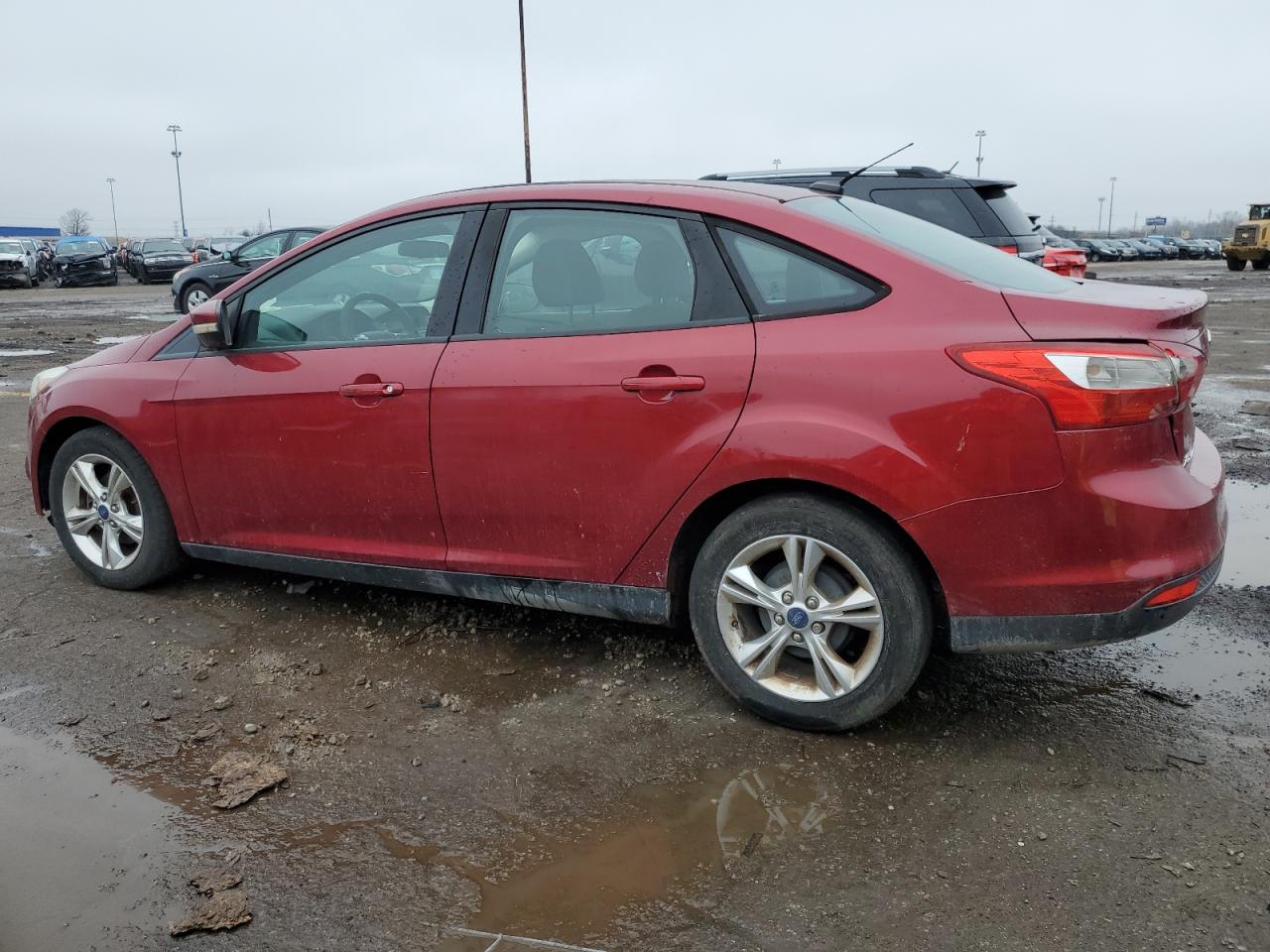 Image 2 of 2013 FORD FOCUS SE 2013 with VIN 1FADP3F28DL233416