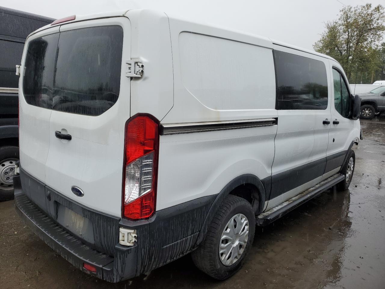 Image 3 of 2017 FORD TRANSIT T-250 2017 with VIN 1FTYR1YM6HKA78191