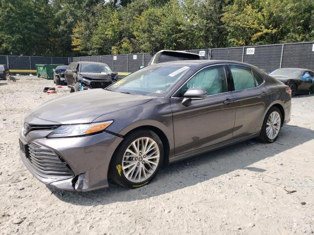 Obraz 1 z 2018 TOYOTA CAMRY L 2018 z VIN 4T1B11HK8JU530109