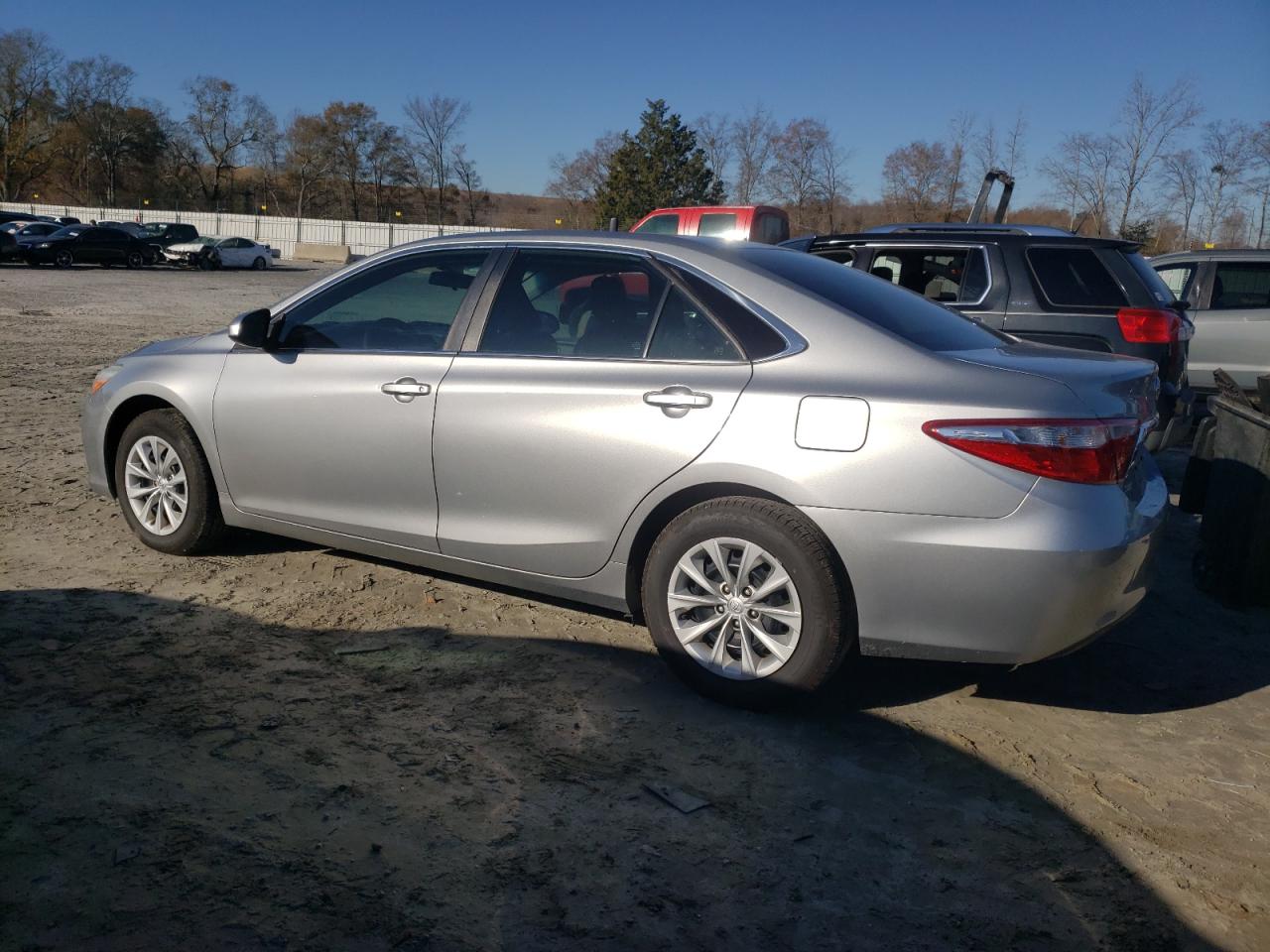 Изображение 2 2016 TOYOTA CAMRY LE 2016 с VIN 4T4BF1FK1GR553976