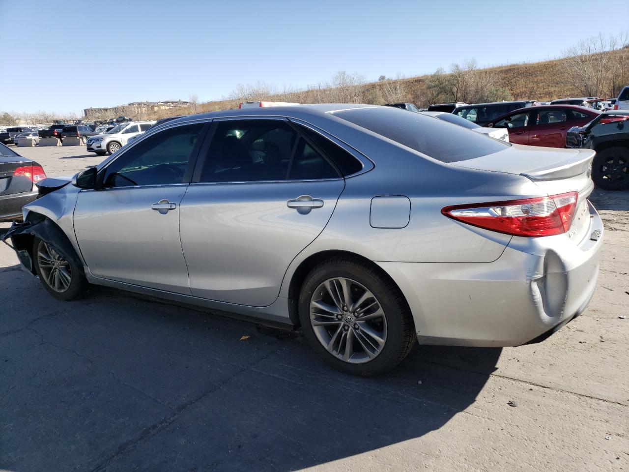 Obraz 2 z 2015 TOYOTA CAMRY LE 2015 z VIN 4T1BF1FK6FU958546
