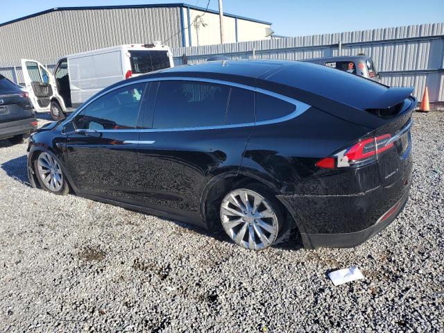 Изображение 2 2018 TESLA MODEL X  2018 с VIN 5YJXCAE21JF134945