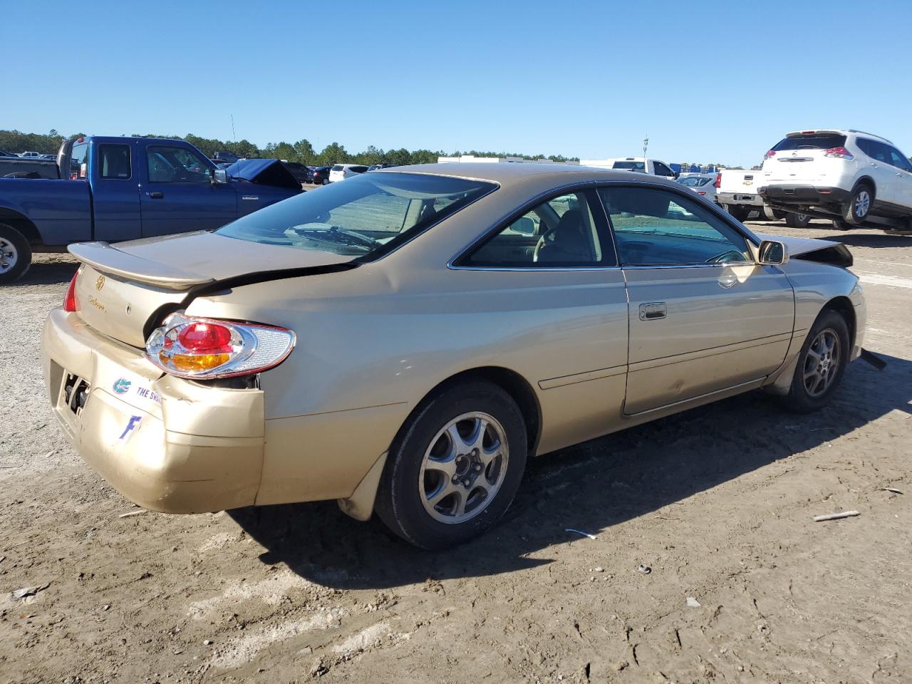 Image 3 of 2003 TOYOTA CAMRY SOLARA SE 2003 with VIN 2T1CE22P33C025697