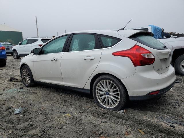Image 2 of 2014 FORD FOCUS TITANIUM 2014 with VIN 1FADP3N22EL125859