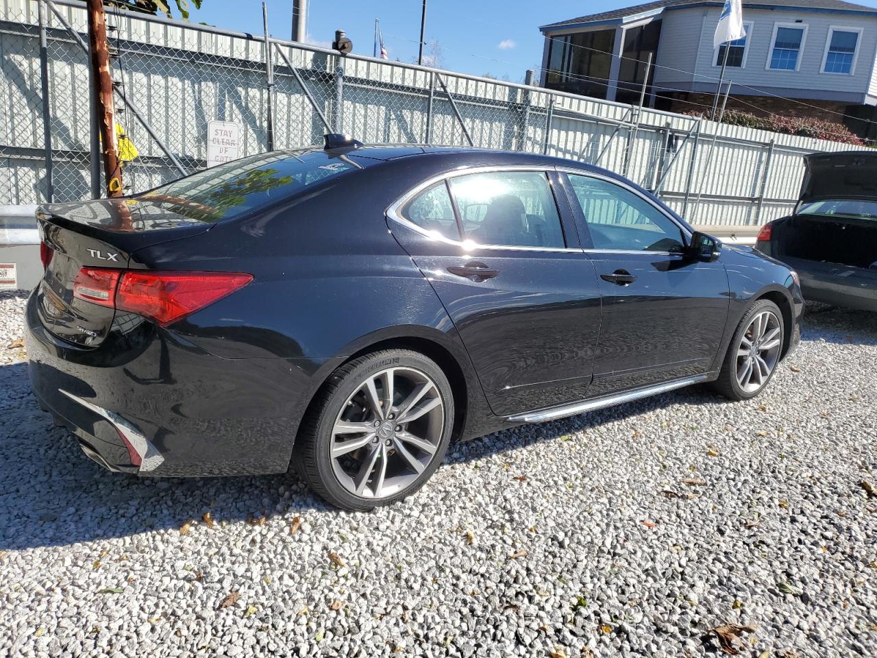 Obraz 3 z 2019 ACURA TLX TECHNOLOGY 2019 z VIN 19UUB3F44KA000248