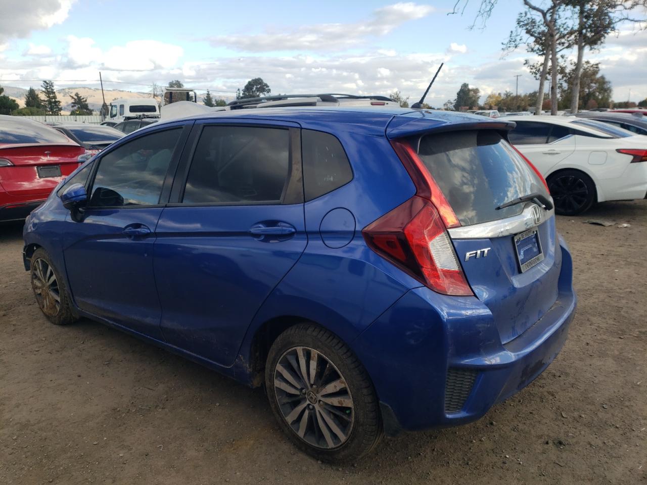 Изображение 2 2015 HONDA FIT EX 2015 с VIN 3HGGK5H81FM776032