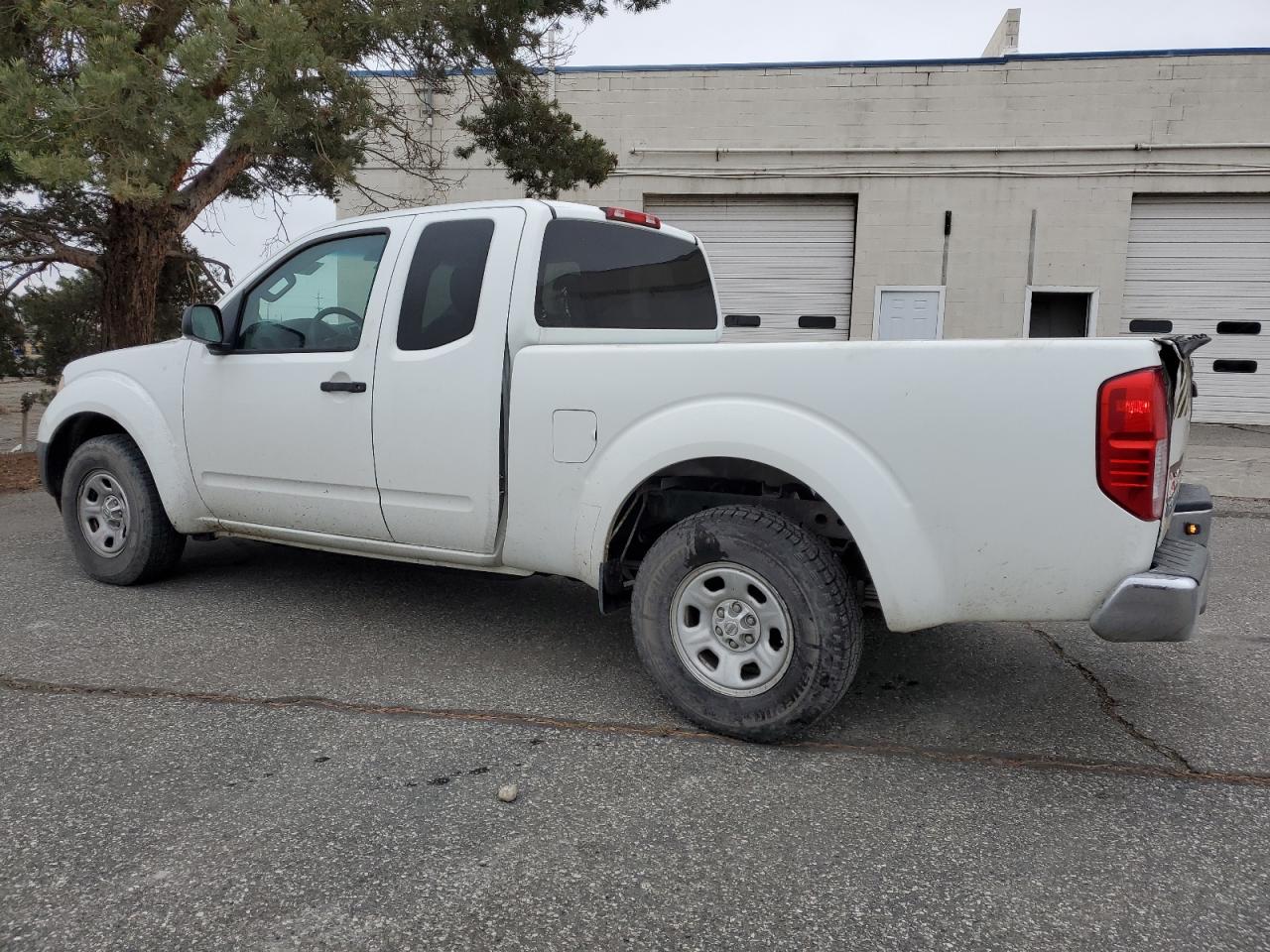 Image 2 of 2014 NISSAN FRONTIER S 2014 with VIN 1N6BD0CT1EN771819
