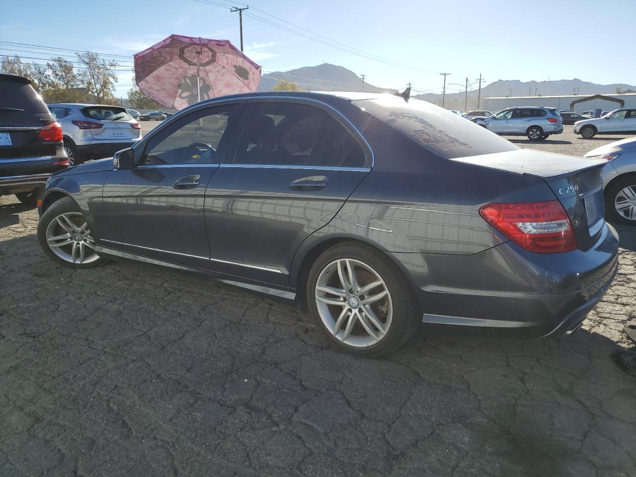 Image 2 of 2014 MERCEDES-BENZ C 250 2014 with VIN WDDGF4HB2ER306314