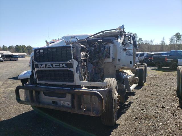 Image 2 of 2023 MACK PINNACLE  2023 with VIN 1M1PN4GY3PM013170