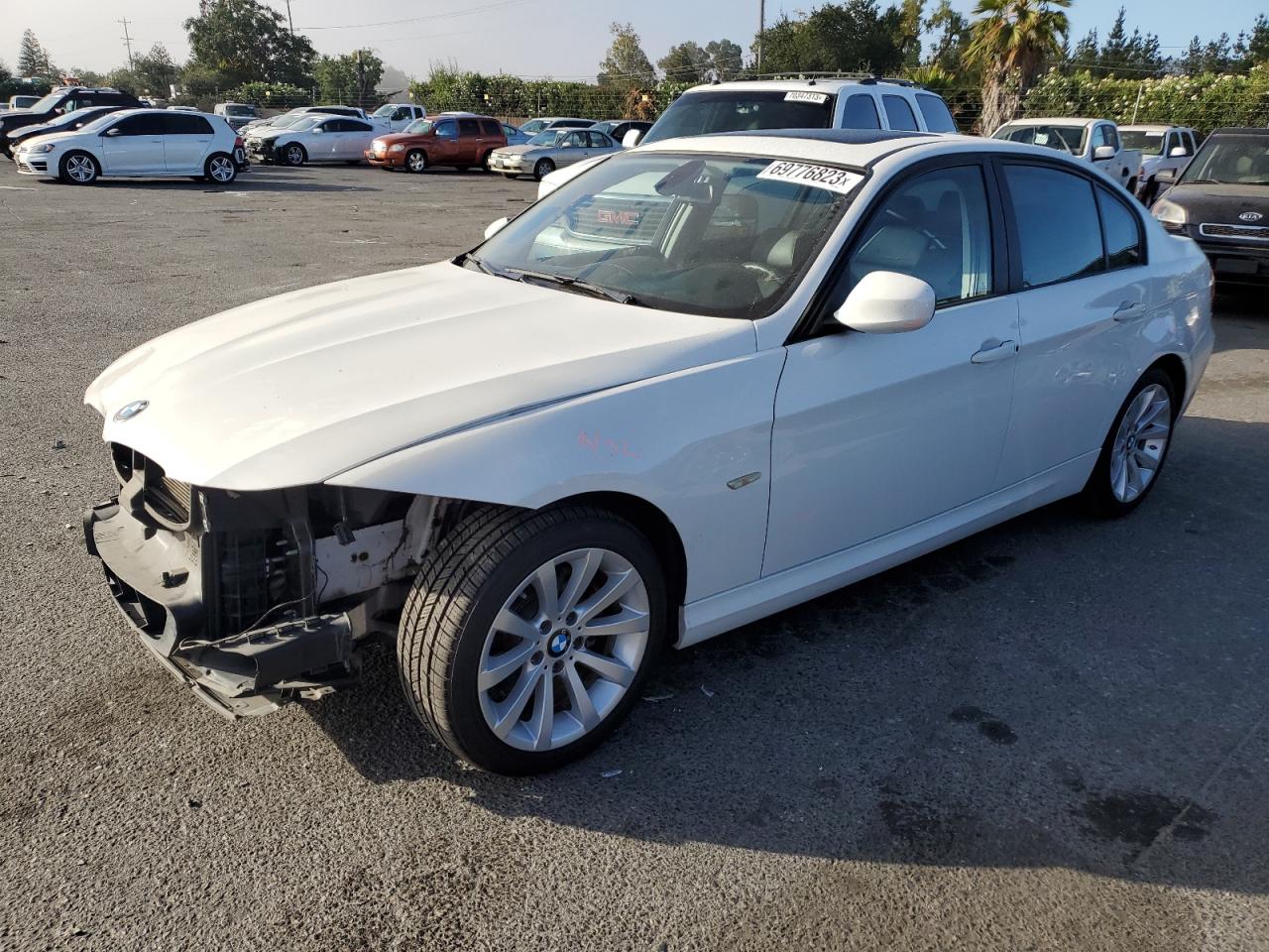 Obraz 1 z 2011 BMW 328 I 2011 z VIN WBAPH7C59BE680300