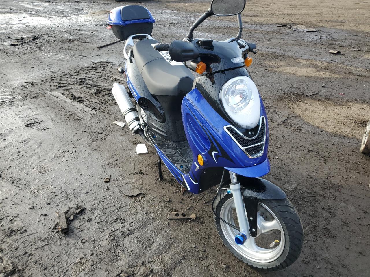 Изображение 1 2023 YONG SCOOTER 2023 с VIN LL0TCKPXXPY608175
