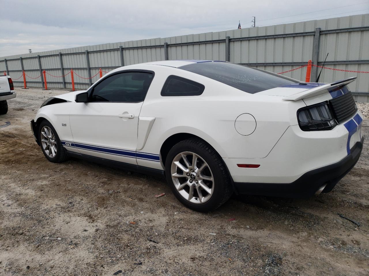 Изображение 2 2010 FORD MUSTANG GT 2010 с VIN 1ZVBP8CH5A5126635