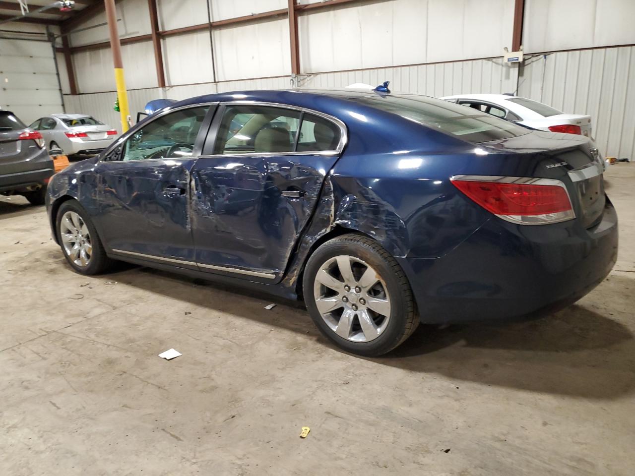 Obraz 2 z 2011 BUICK LACROSSE CXL 2011 z VIN 1G4GC5ED2BF339546